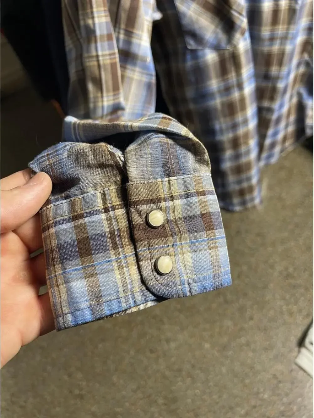 Levis very light